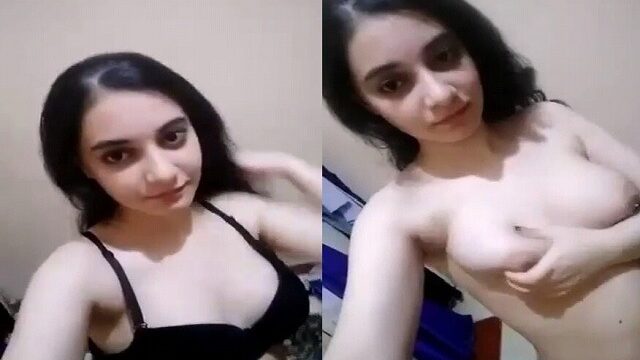 Pakistani naked girl shows white boobs and records her nude MMS